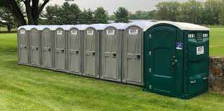 Best Standard Portable Toilet Rental  in Keenesburg, CO